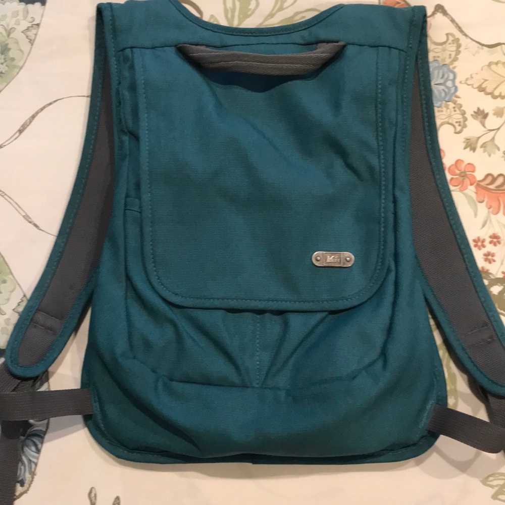 REI gym bag
